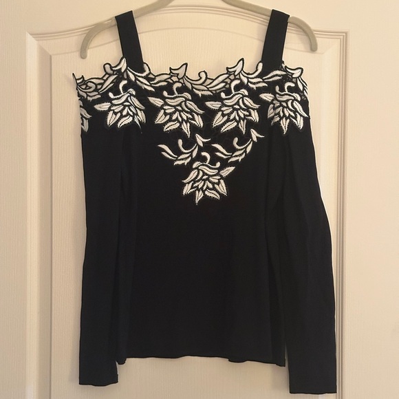 INC International Concepts Black and White Floral Cold Shoulder - Picture 1 of 5
